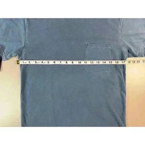 The Qualified Captain Men’s LOT OF 2 Pocket T Gray Blue Size Small Boat Beach - Picture 9 of 11